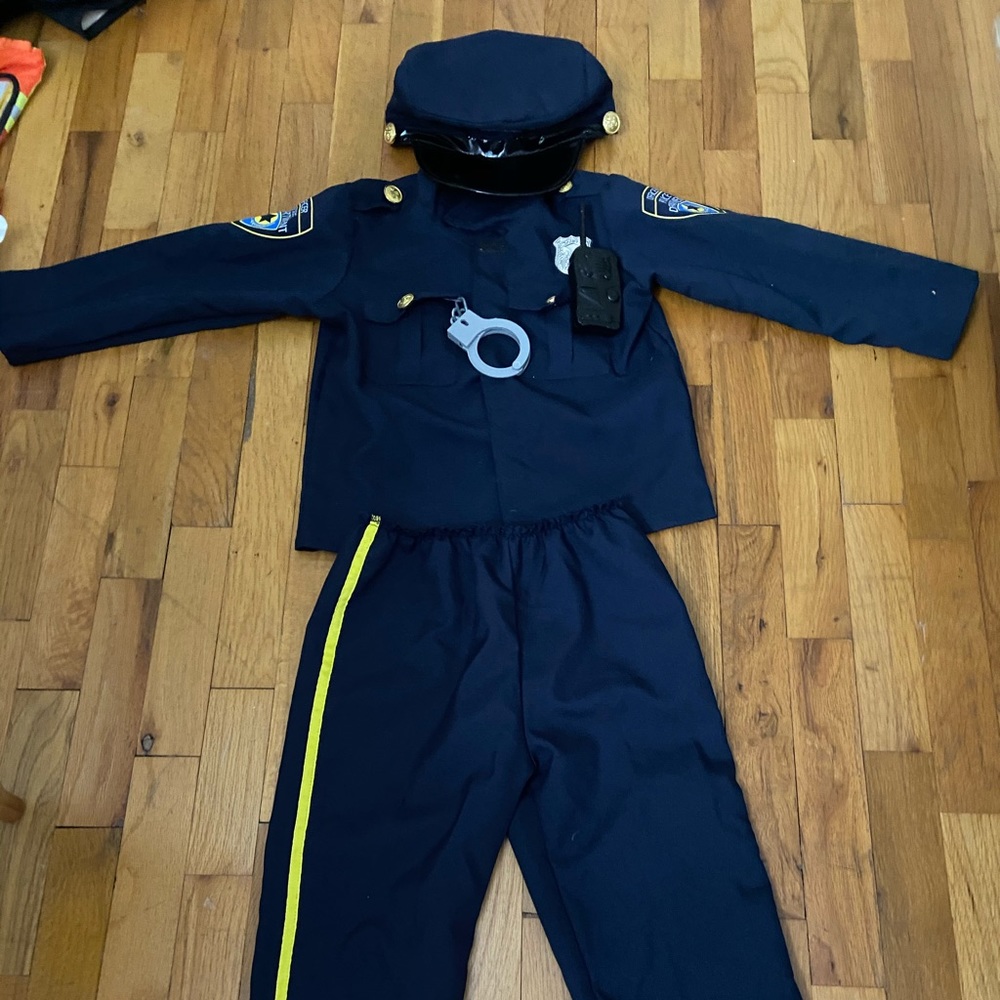 Kids small police costume. Included Accessories
